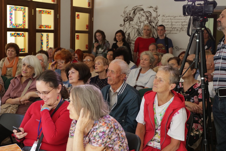 Переможці конкурсу «Моя книжкова полиця»